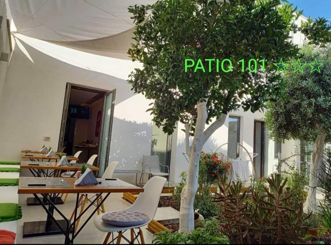 Patio 101 "Exclusive" Bed & Breakfast San Vito Lo Capo Dış mekan fotoğraf